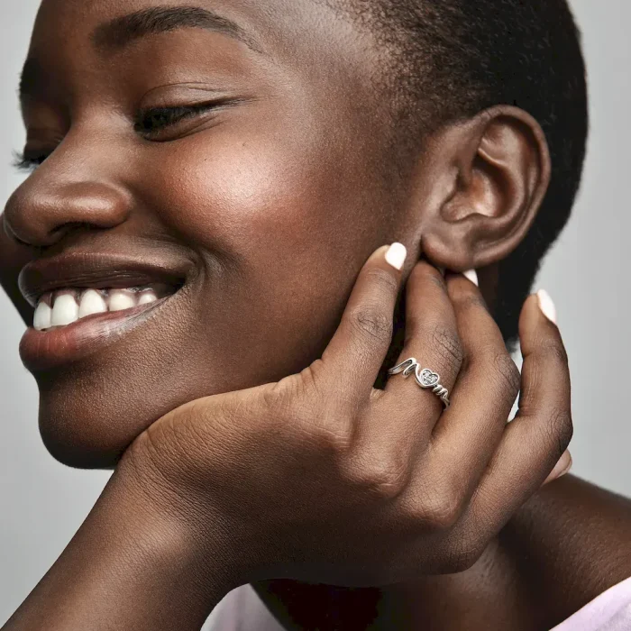 Mom Pavé Heart Ring - Image 3