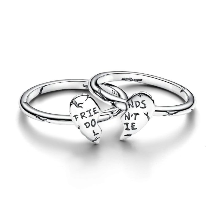 Stranger Things Friends Don't Lie Jewelry Set - Image 7