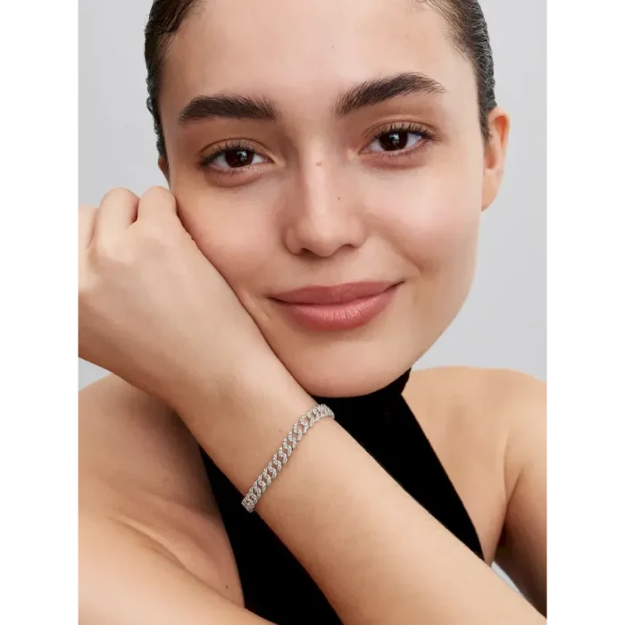 Pavé Cuban Chain Bracelet - Image 4