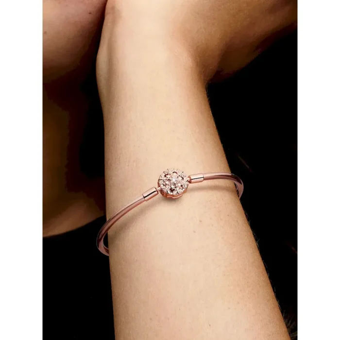 FINAL SALE - Pandora Moments Sparkling Snowflake Clasp Bangle - Image 2