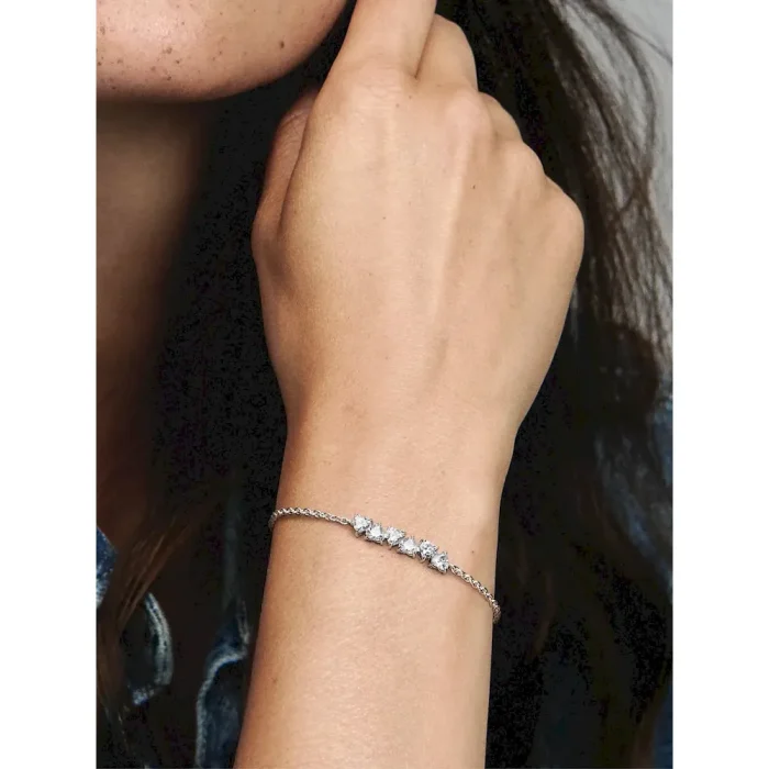 FINAL SALE - Sparkling Endless Hearts Chain Bracelet - Image 2