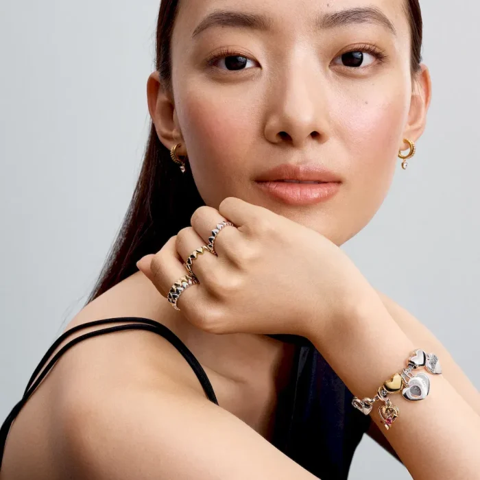 BE LOVE Engravable Heart Bracelet Set - Image 13