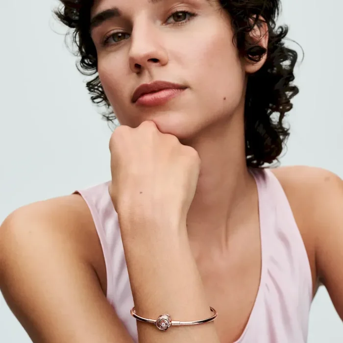 Pandora Moments Encircled Clasp Bangle - Image 3