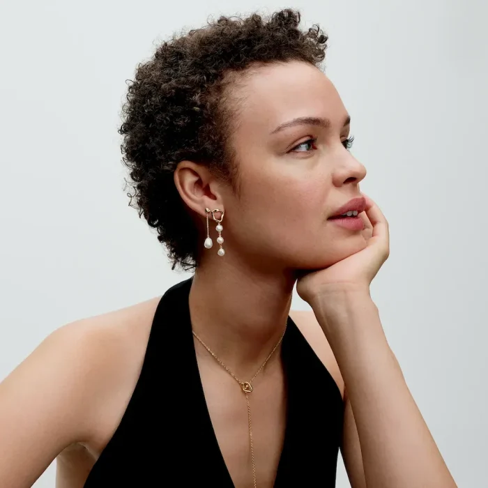 Organically Shaped Circles T-bar Necklace - Image 3