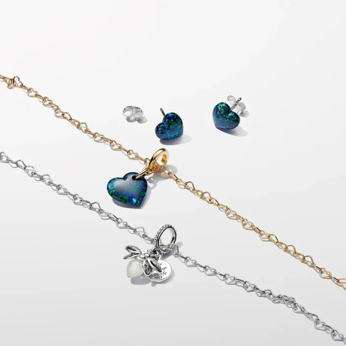 Linked Hearts Collier Necklace - Image 5