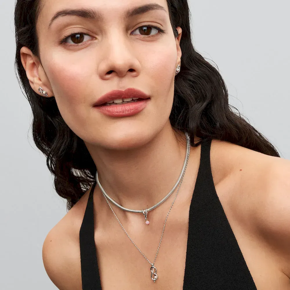 Infinity Knot Collier Necklace