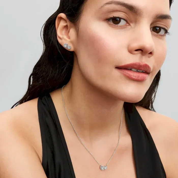 Embracing Halo Jewelry Set - Image 7