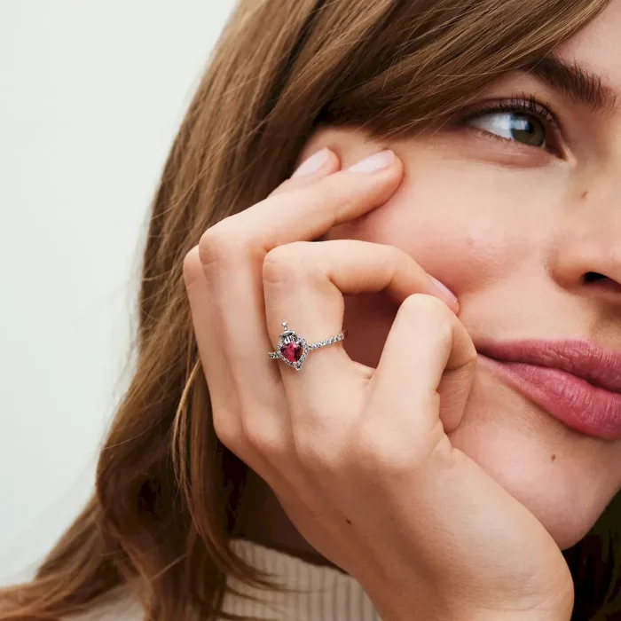 Disney Villains Evil Queen Ring - Image 4