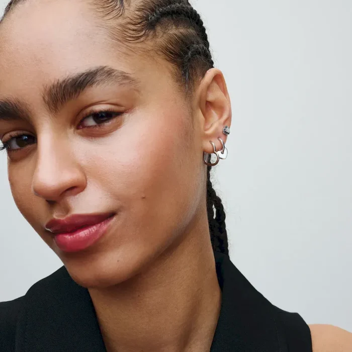 Heart Open Hoop Earrings - Image 3