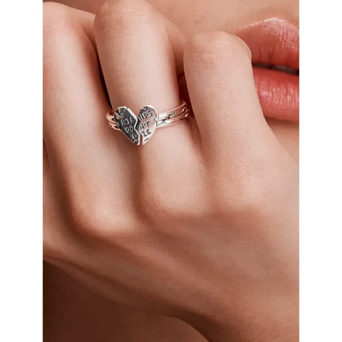 Stranger Things Friends Don't Lie Jewelry Set - Image 4