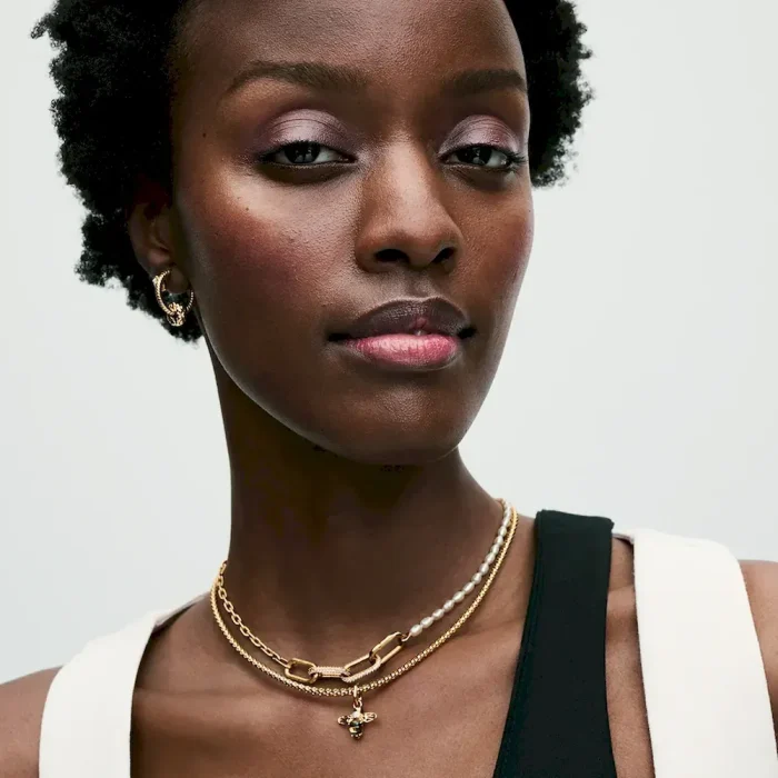 Sparkling Bee Dangle Charm - Image 4