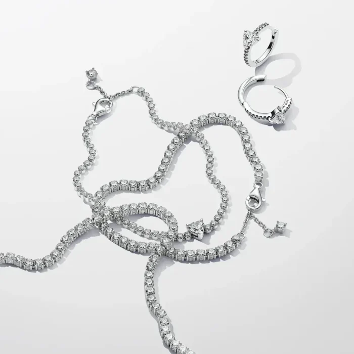 Sparkling Heart Hoop Earrings - Image 5